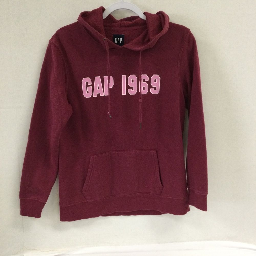 GAP Sweatshirt